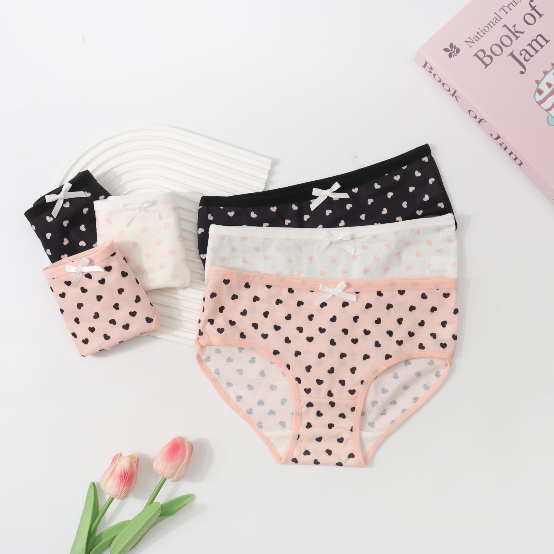 Non-Cotton Triangle Underwear for Girls Middle School Students Teenagers Junior High School Girls Children Shorts Polyester Fiber