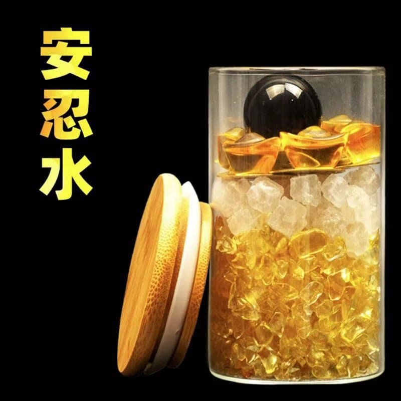 [Place her] Bedroom bed headboard facing west, bathroom Five Yellow and Two Black Anren Water ornament, home decoration.
