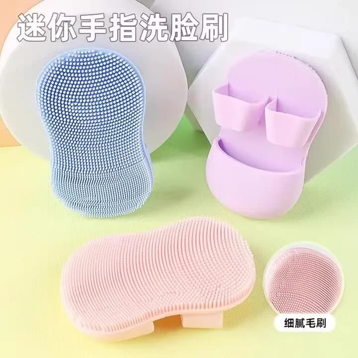 Mini Finger Face Wash Brush Soft Silicone Massage Makeup Remover Facial Cleansing Brush Portable Face Cleaning Brush Blackhead Remover