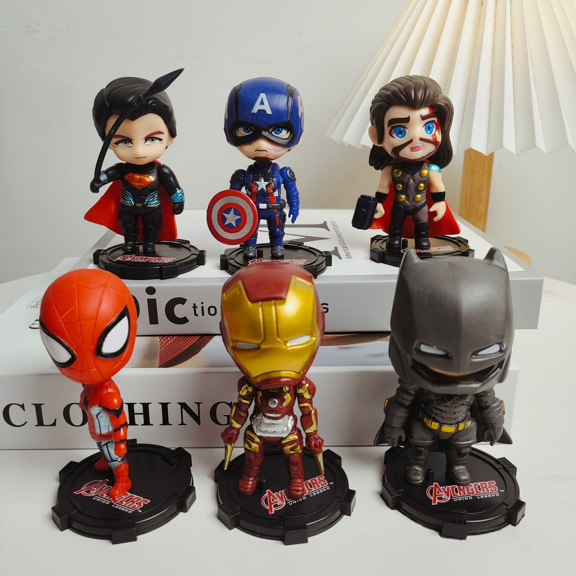 Avengers League Handmade Jewelry Captain America Iron Man Spider-Man Batman Superman Thor Bracket Decoration