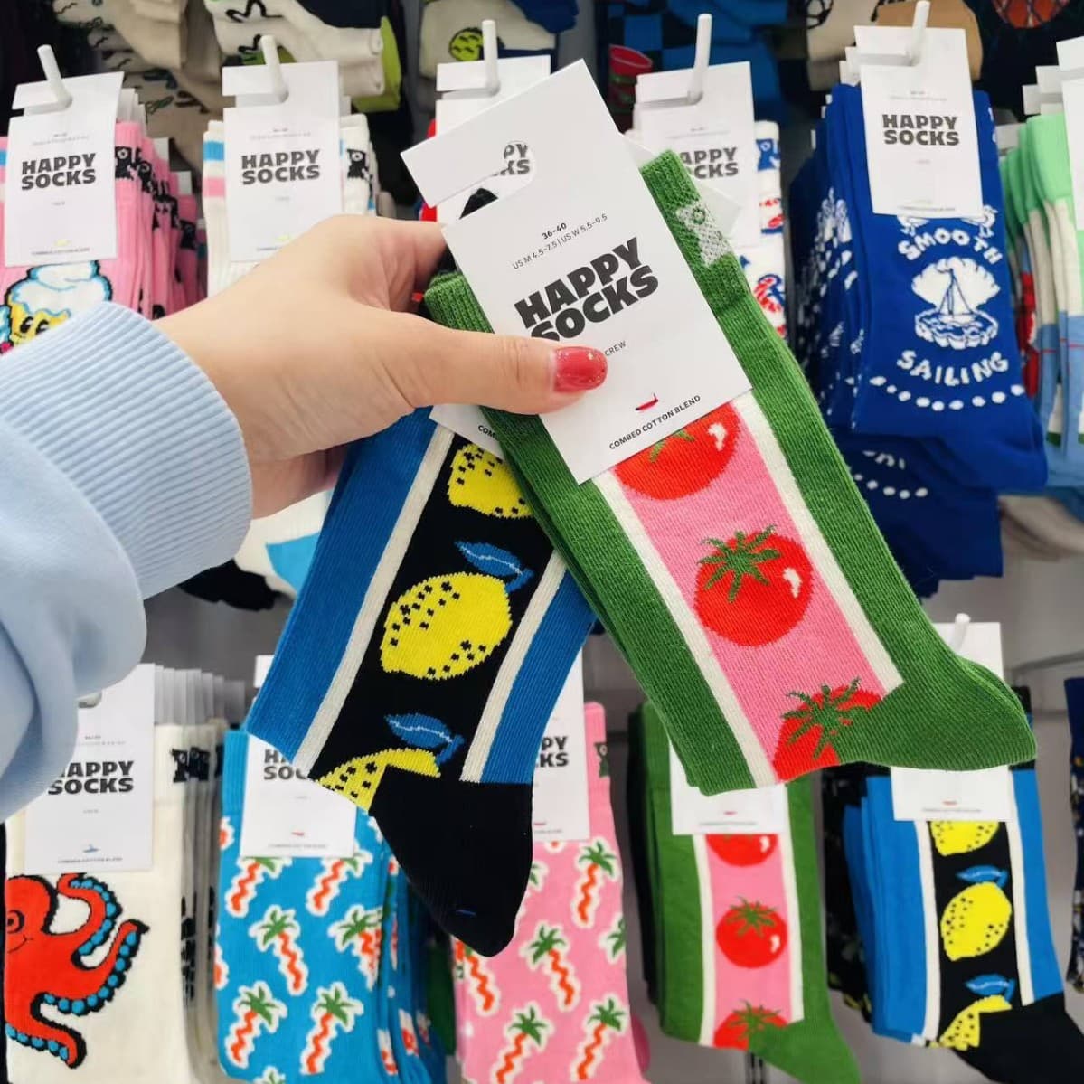 Happysocks Swedish Trendy Brand All-Season Cotton Socks, Popular Mid-Calf Style, Fashionable Long Socks for Men and Women