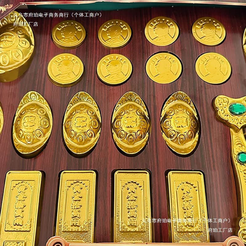 Gold bars, ingots, jade ruyi scepters, ten thousand taels of gold jewelry, complete set of paper money and ghost money for burning, Qingming Festival, and the 5th and 7th anniversary of the founding of the People's Republic of China.