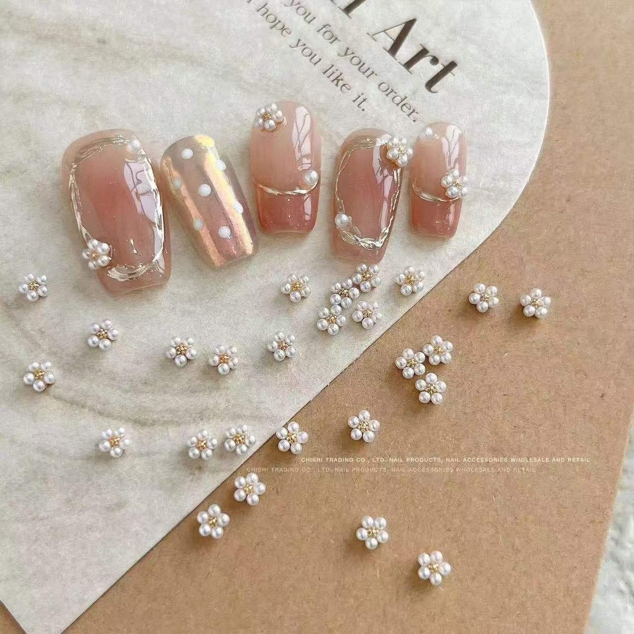 Trendy Mini Five-Petal Pearl Flower Nail Art Accessories Baroque Light Luxury Pearl Flower 3D Nail Decorations Rhinestones