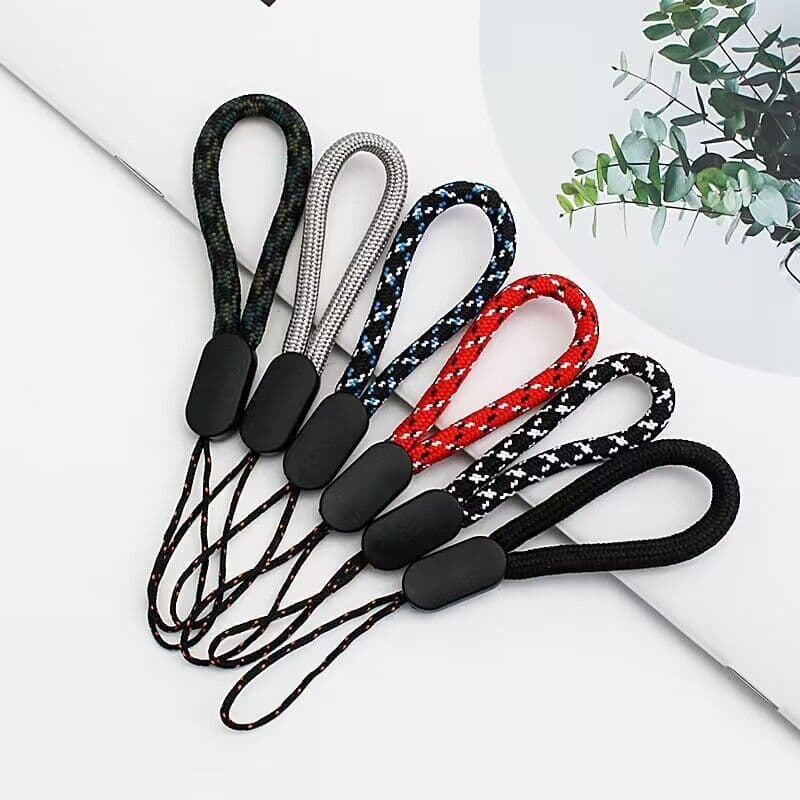 Factory Wholesale Short Phone Lanyard Finger Strap Braided Lanyard Ring Loop USB Keychain Ring