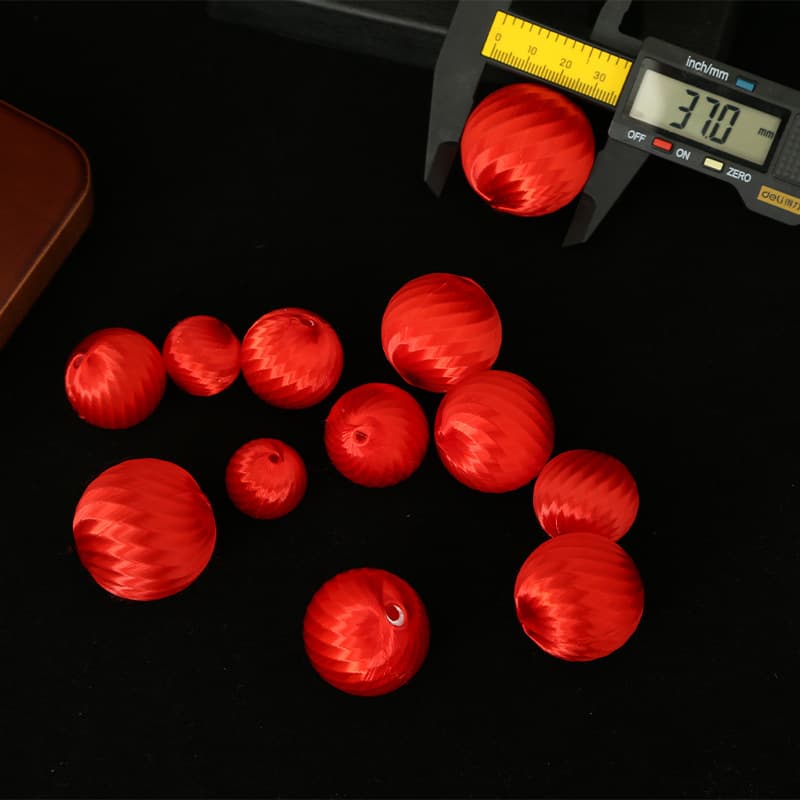 Silk thread ball red silk thread small lantern accessories New Year's holiday plant decoration Spring Festival festive supplies