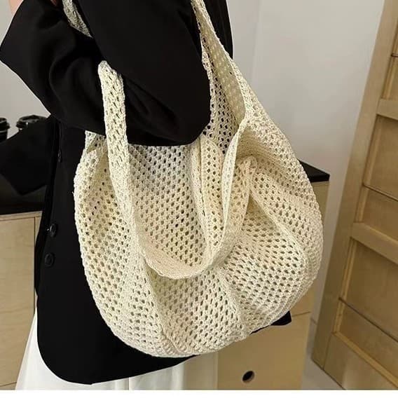 Large Capacity Woven Hollow-Out Bag New Model 2025 Straw Vacation Tote Versatile Shoulder Beach Bag for Women