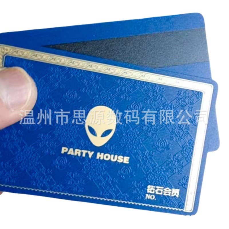 PVC Brushed Gold/Silver Embossed Cards, Black Matte 3D Relief Cards, Knight Stored Value Cards, High-End Frosted Card Production