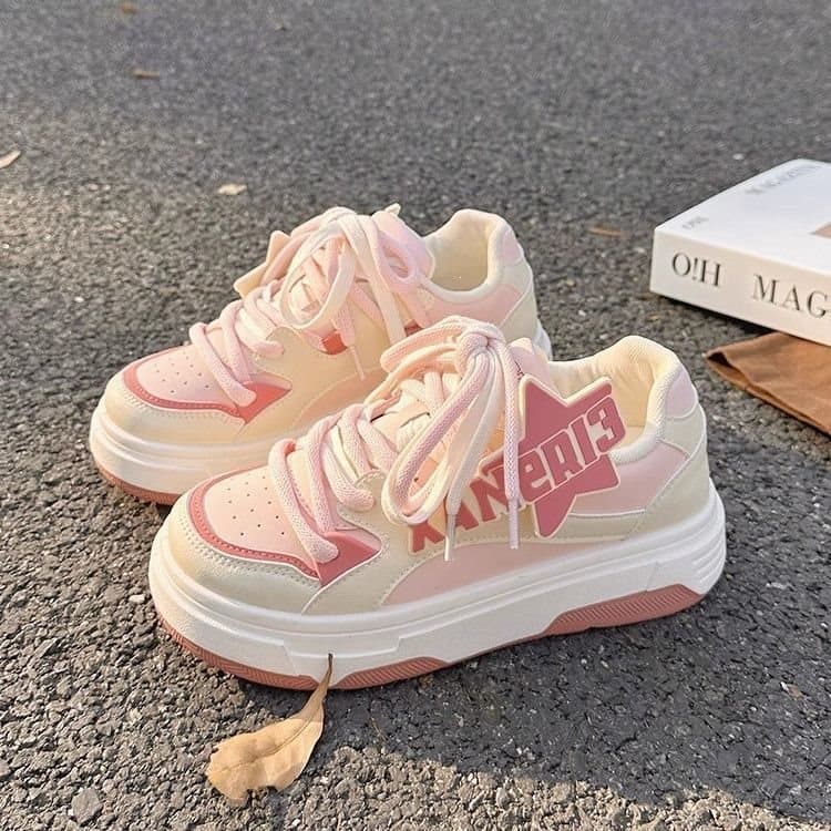 Campus Style Chunky Bread Shoes for Women 2024 Spring New Arrival Chic Korean Version Student Breathable Sports Sneakers