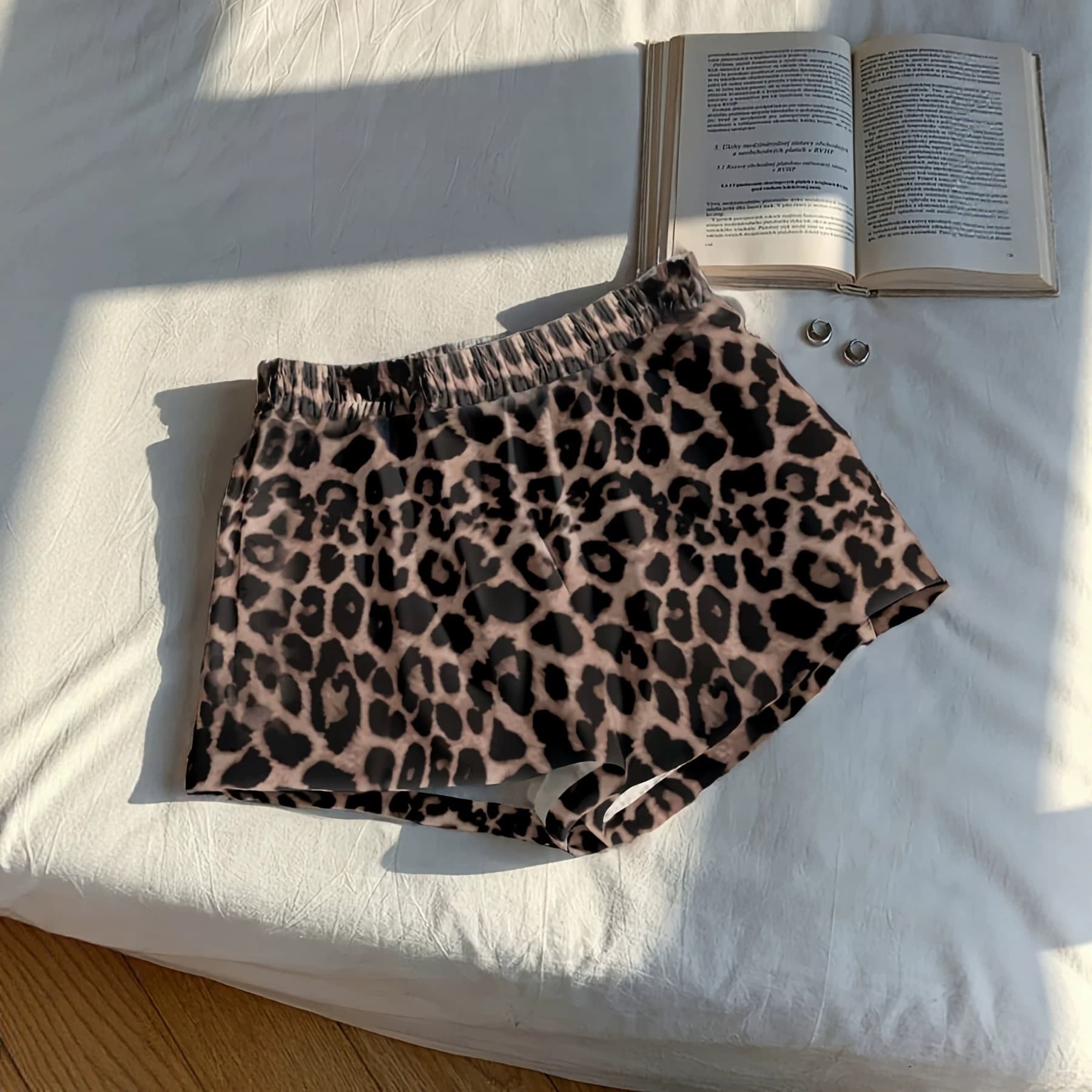 Leopard Print Shorts for Women 2026 Summer Pear-Shaped Body Shape High-Waisted Loose Slimming Hot Pants That Make Legs Look Longer Casual Fashion