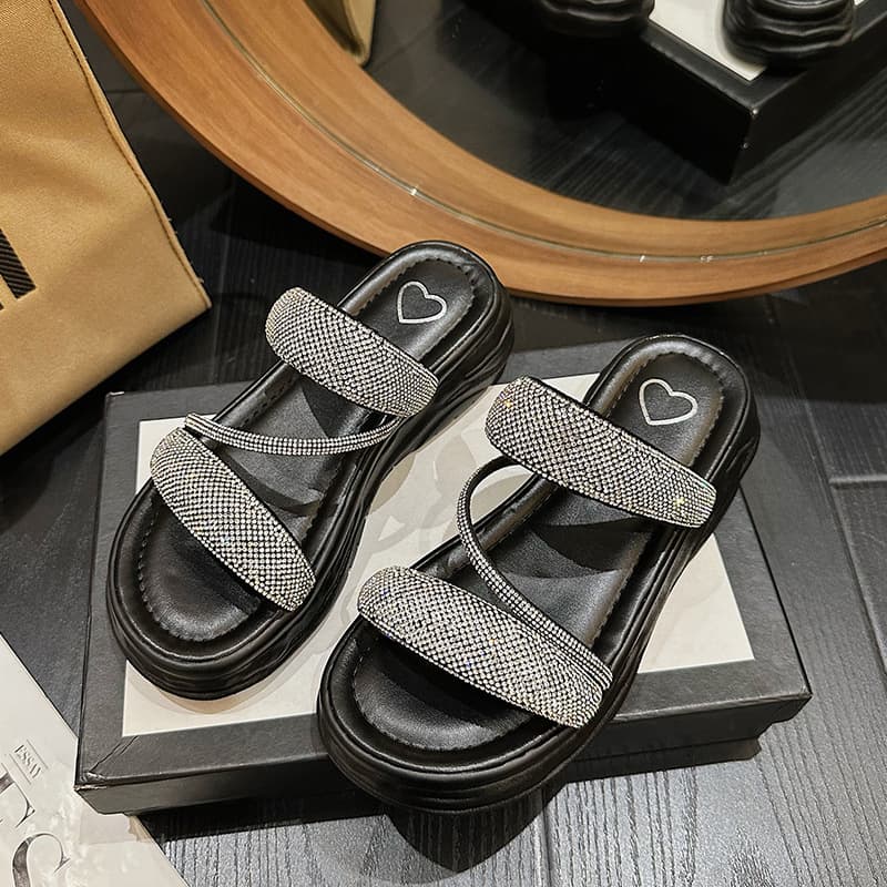 2026 Summer New Thick Sole Rhinestone Slides for Women Outdoor Fashion One-Strap Roman Sandals Platform Flip Flops Wholesale