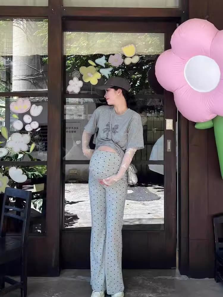 Polka dot flared pants for pregnant women, perfect for spring and autumn, suitable for petite women, wide-leg, casual, loose, straight-leg, flared style.
