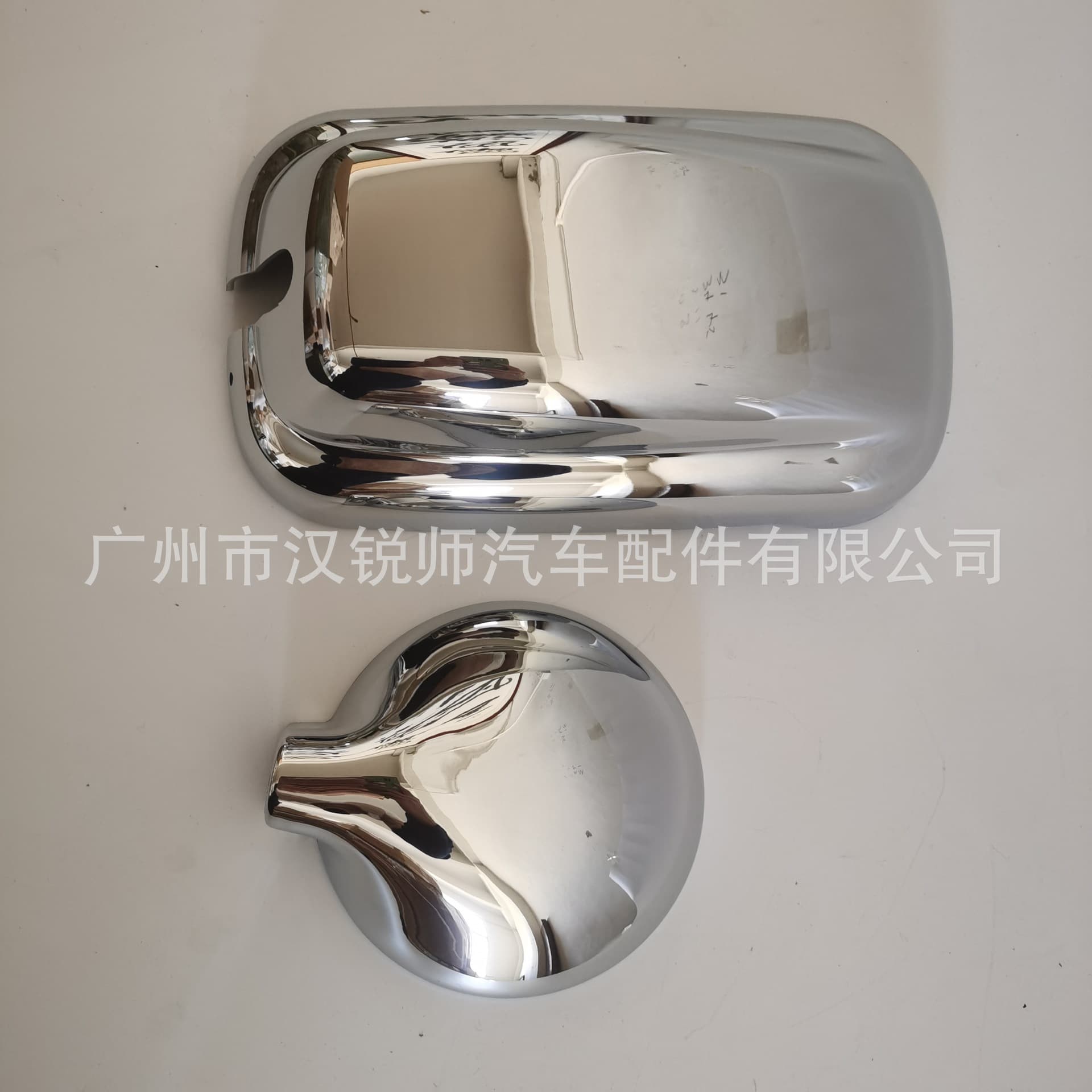 MK404968 Chrome Door Mirror Cover for Mitsubishi Canter Fuso 4D33 4D34 Light Truck
