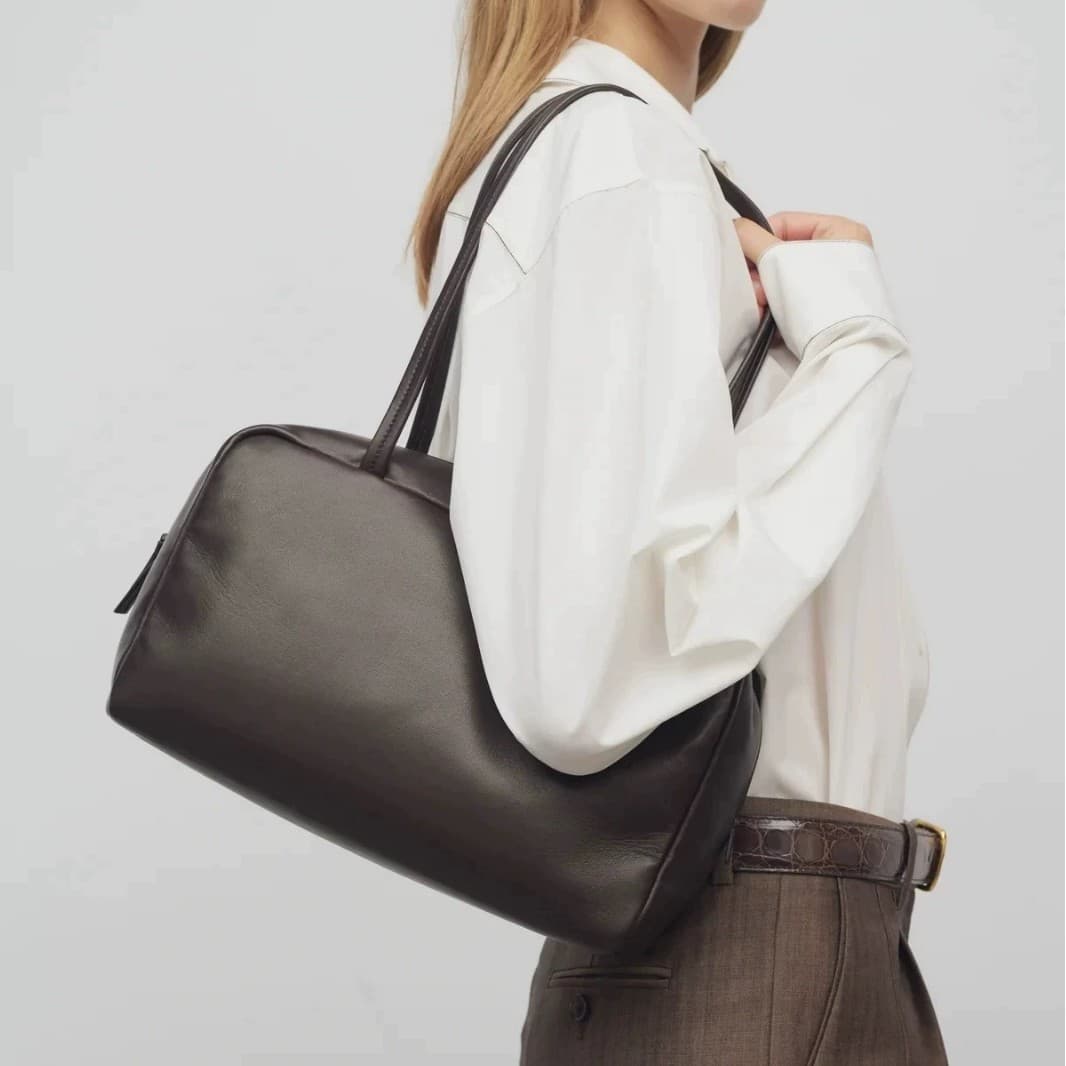 The Row 2025 Fall/Winter New Large Capacity Cowhide Bowling Bag Astra Bowling Boston Bag Women
