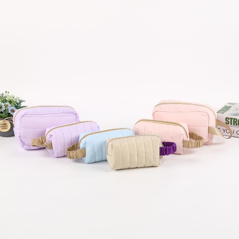 Fluffy Cloud Makeup Bag Ins 2025 Autumn/Winter New Nylon Quilted Soft Down Toiletry Storage Bag
