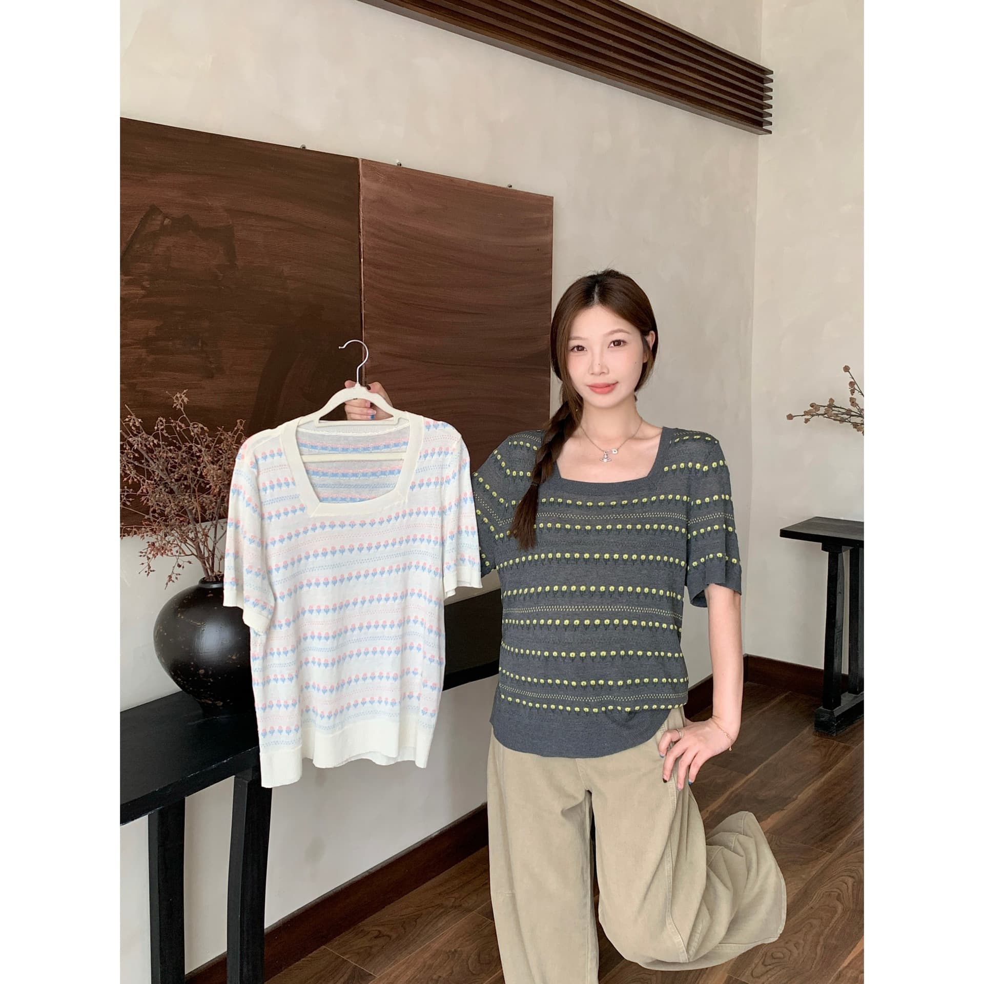 Qingdao plus size 2026 summer square collar contrasting sweater fat mm loose fat-covering slimming top 69443