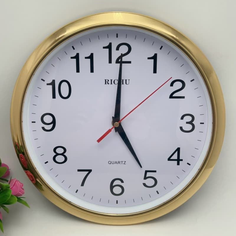 Wall Clock Living Room 12-Inch Simple Round Clock Wall-Mounted Jumping Seconds Sound Household Plastic Quartz Clock