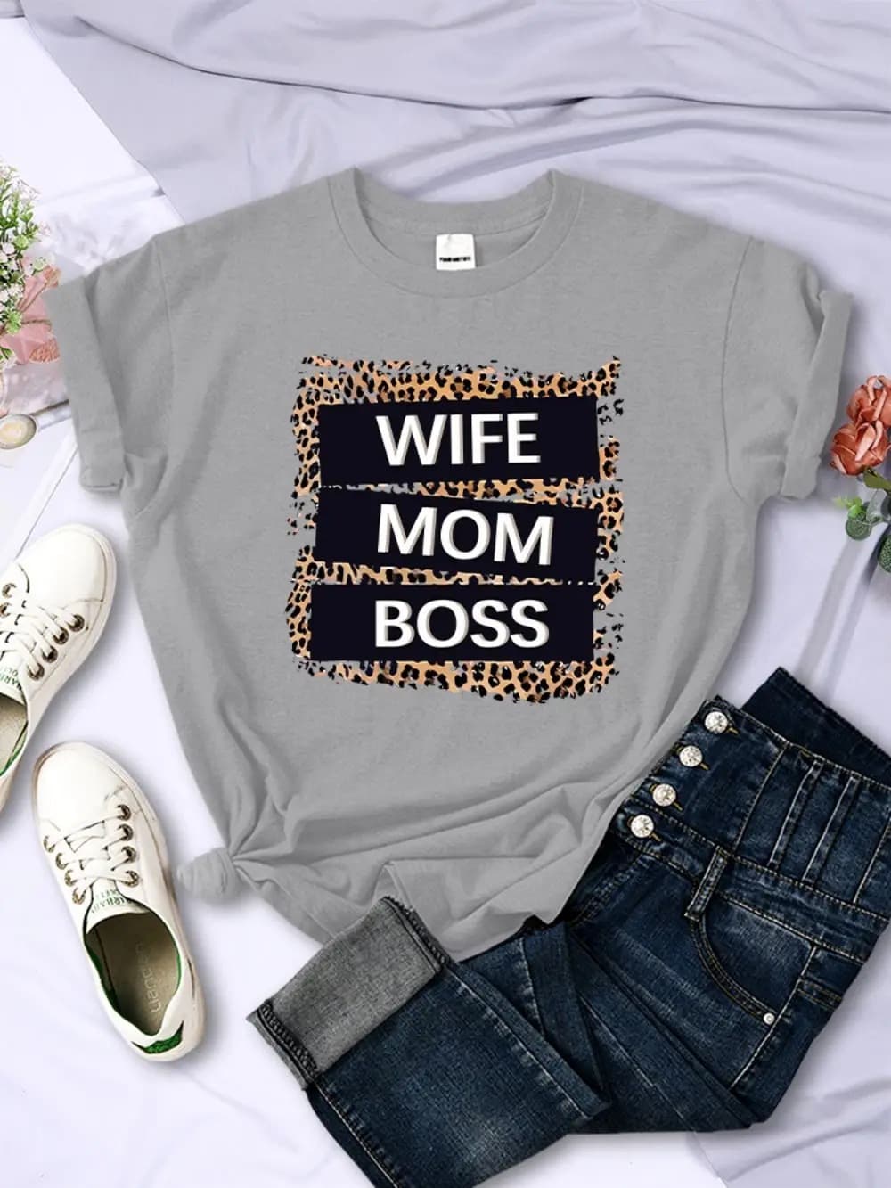 Set Woman T-Shirts Wife Mom Letter Leopard Prints Tees