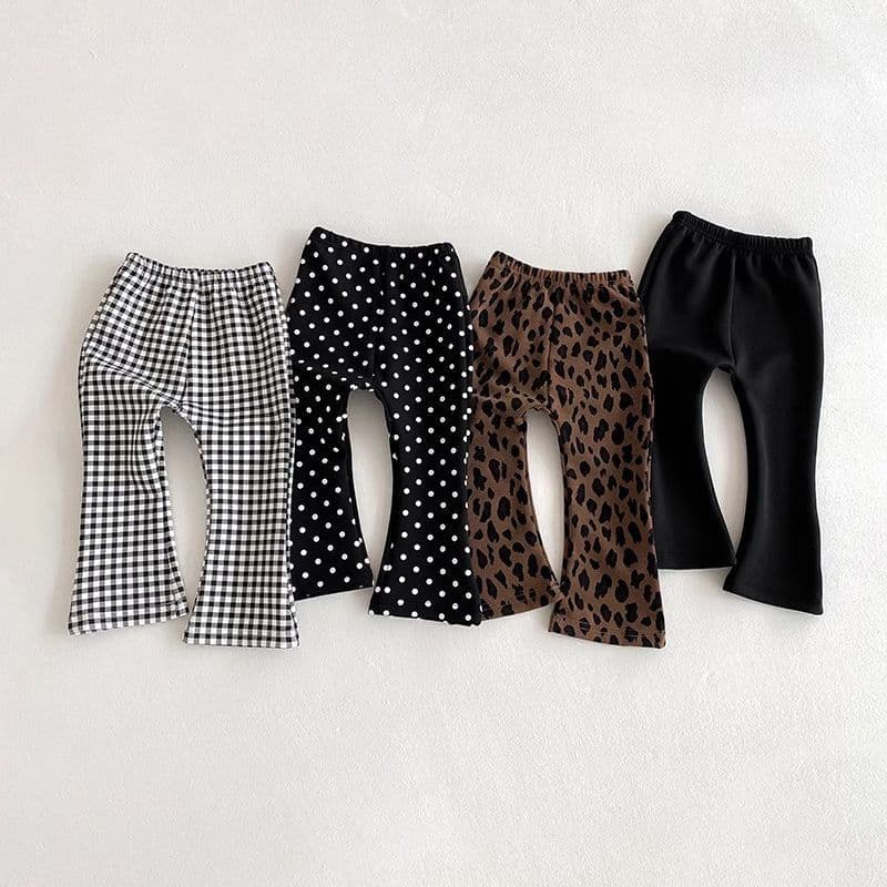 Girls' boot-cut pants for summer, new baby girl's slim leggings, leopard print pants for outer wear, spring and summer children's style trousers