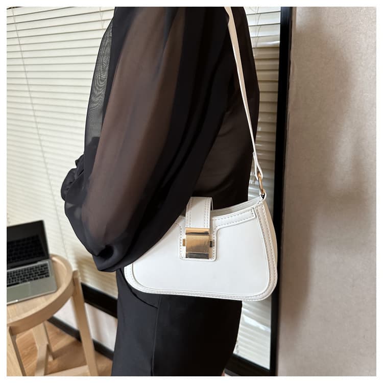 Retro Small Square Bag for Women 2026 Spring and Summer New Fashion Bag Trendy Bag Casual Armpit Bag Handbag Crossbody Bag