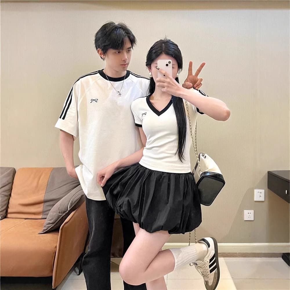 Summer pure cotton short-sleeved T-shirt, couple's outfit, relaxed style, loose fit, niche design, unisex top, trendy student class uniform.