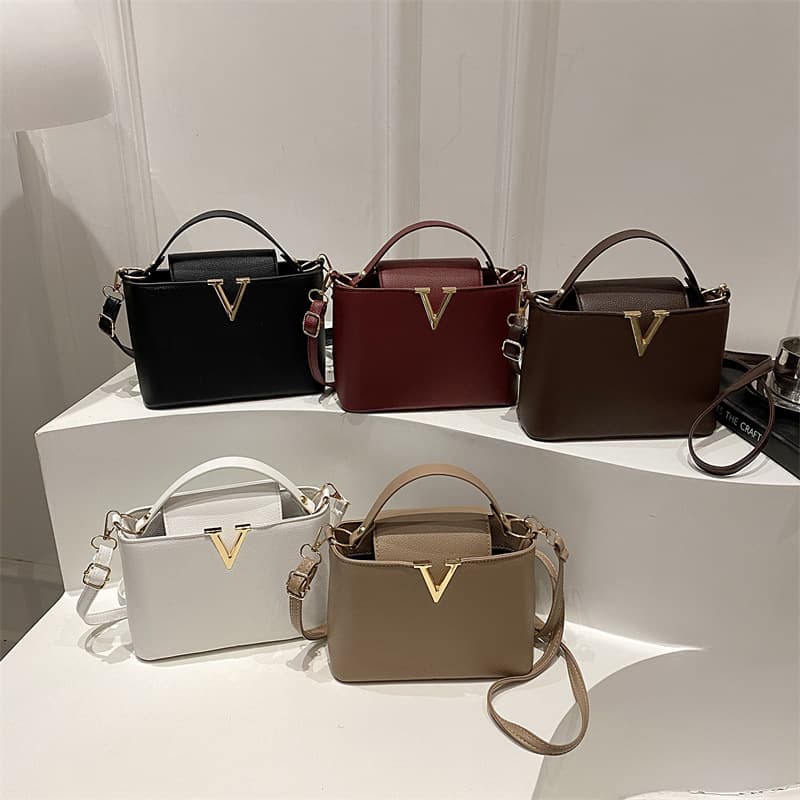 2026 new style simple V-shaped decorative portable ins fashionable one-shoulder cross-body trendy bucket women's small bag