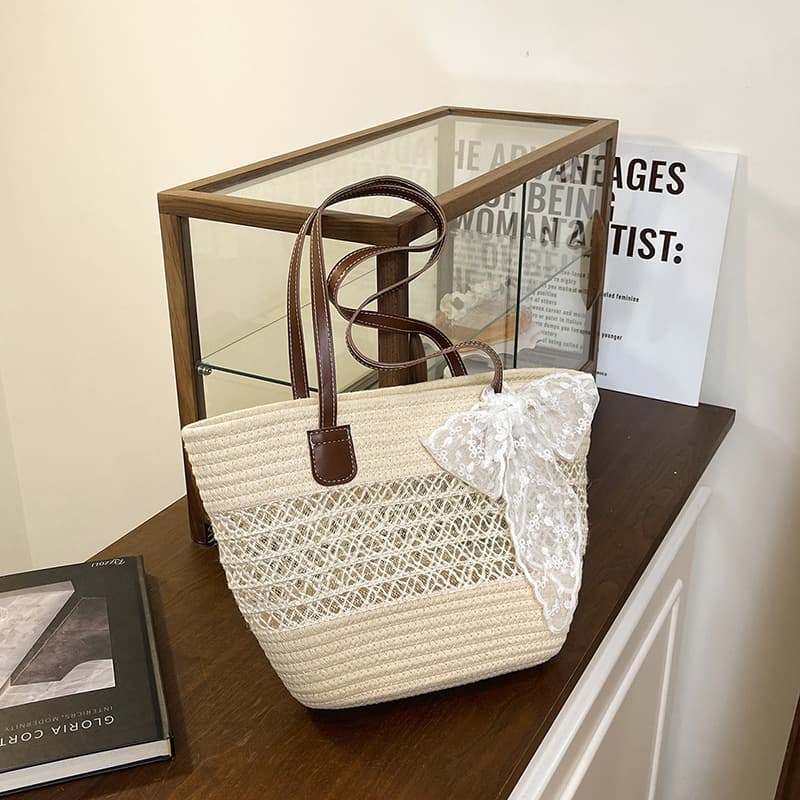 Women's Summer Beach Tote Bag Large Capacity Woven Shoulder Bag Rattan Straw Basket Bucket Bag Trendy