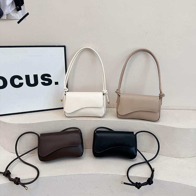 2026 New Casual Summer Fashion Small Square Bag Trendy Shoulder Crossbody Bag Women's Bag Simple Stylish Underarm Bag