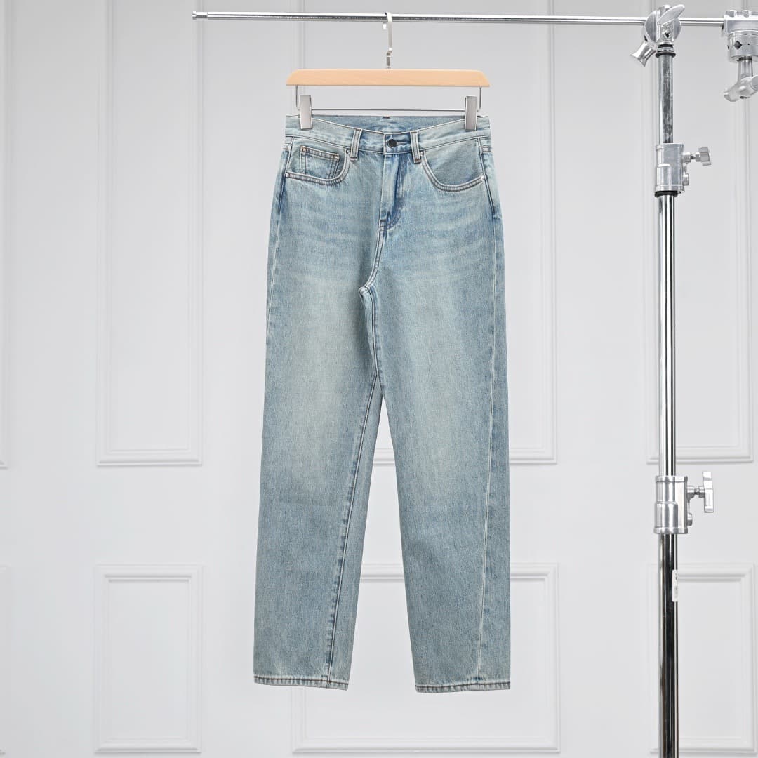 Warren Sea Dragon | OriginalTwisted Washed Light Blue Classic Button-Fly Straight-Leg Women's Jeans