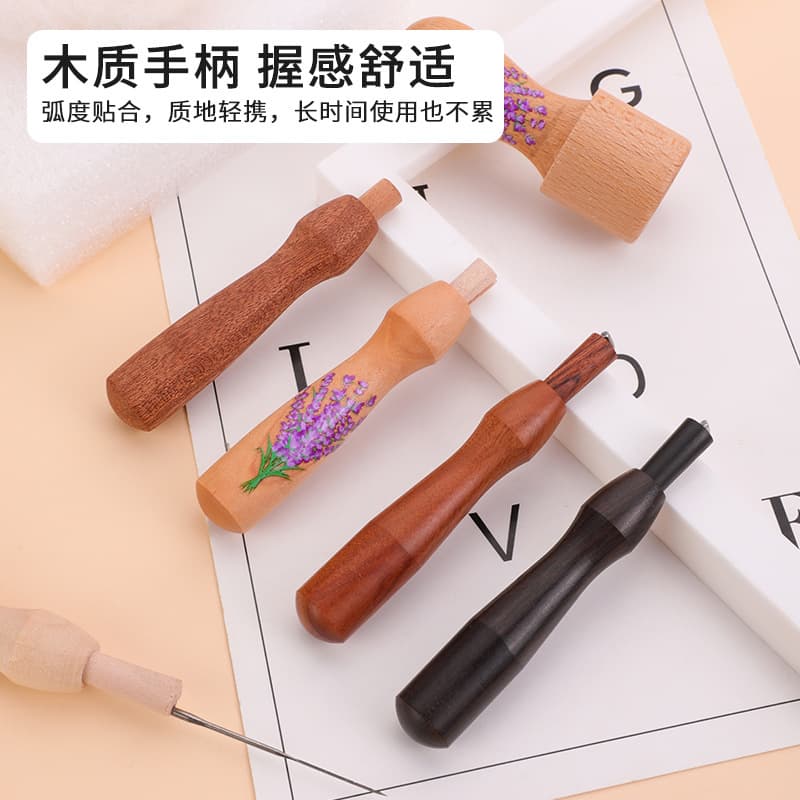 Wool Felt Needle Felting Kit (Natural Wood Handle with Needle) Craft Felting Needle Pen Wooden Punch Needle Holder