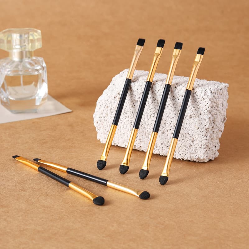 Double-Headed Beauty Makeup Brush Single Eyeshadow Stick Portable Nylon Bristles Plastic Handle for General Population
