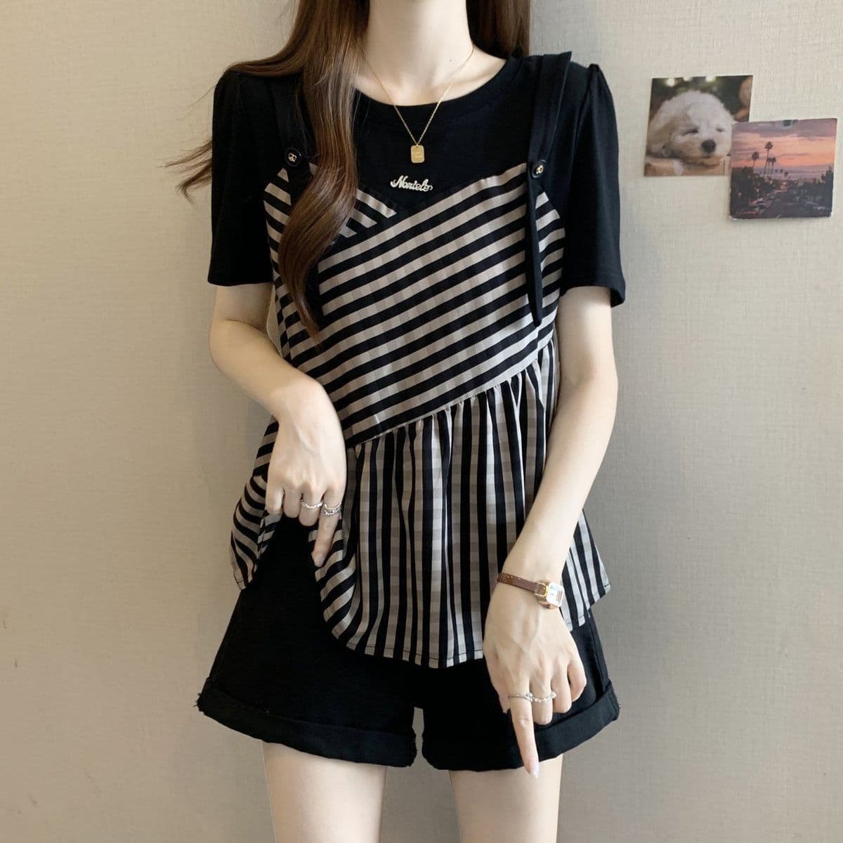 Vintage Striped Irregular Print Short Sleeve T-Shirt for Women, New Summer Loose Fit Versatile Slimming Concealing Top with Round Neck