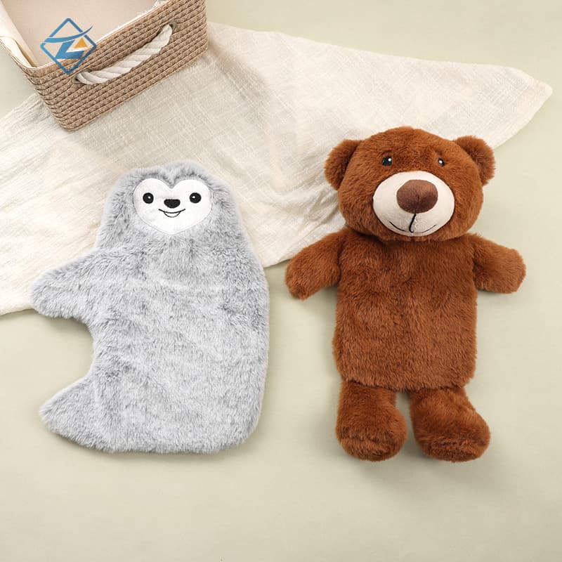 Cute bear hot water bottle plush cover, sloth cartoon hot water bottle jacket, removable and washable hot water bottle replacement cover