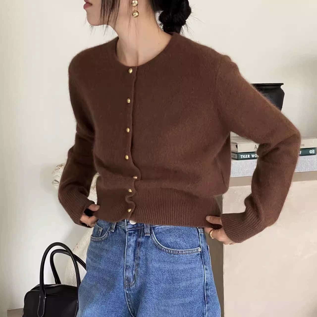 Fashionable Round Neck Knitted Short Cardigan Women's Top 100% Pure Wool Spring Autumn Korean Style Buttoned Woolen Sweater
