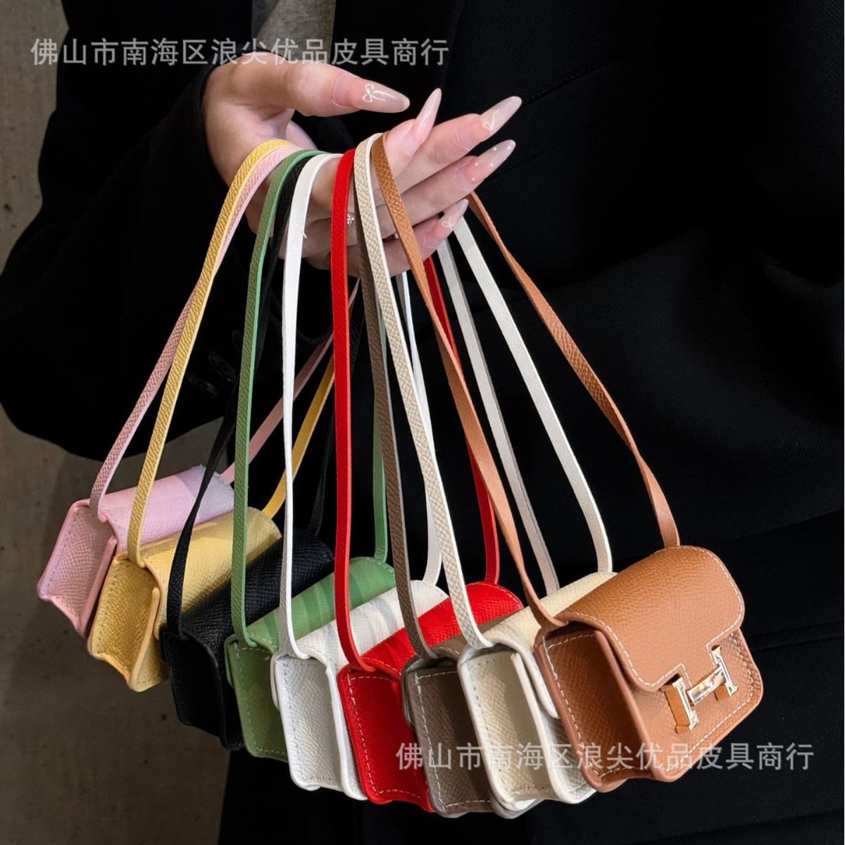 New AIRpods Mini Pouch Pendant Chain Cute Car Ornament Keychain Charm Creative Bluetooth Earbuds Case