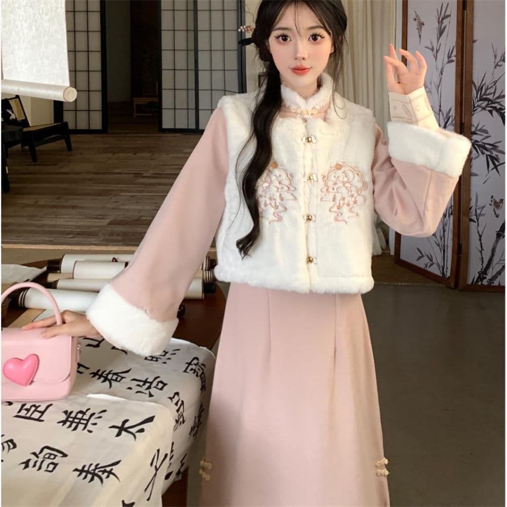 Plus Size Women's Clothing Fleece-Lined Thickened New Chinese Style Improved Cheongsam Dress, Autumn/Winter New Heavy Embroidery Vest Set