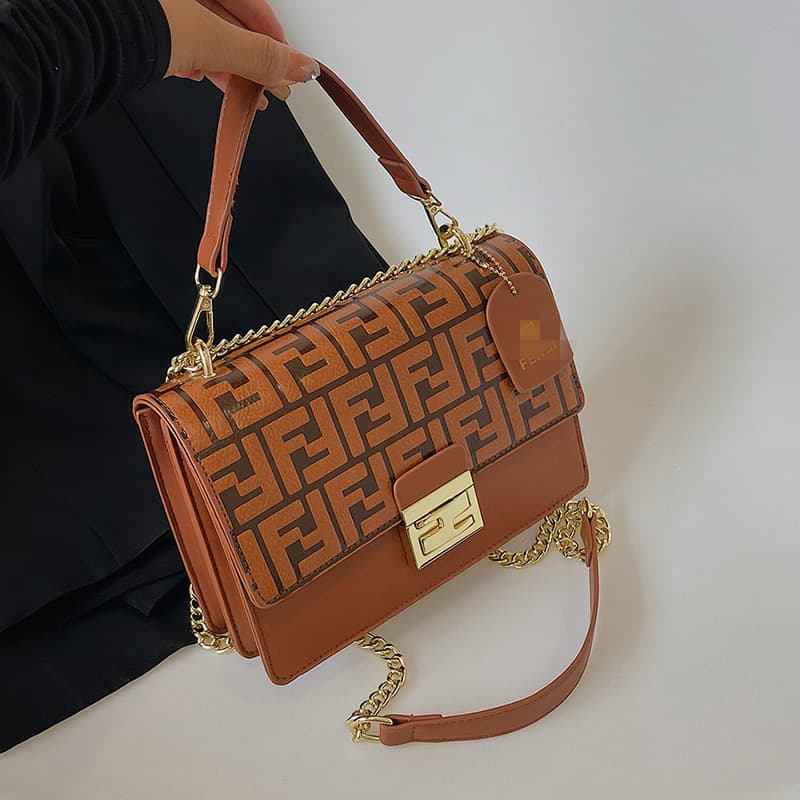 2025 New FD Women's Shoulder Bag Small Square Bag Fashion Trendy Contrast Color Bag Versatile Women's Bag