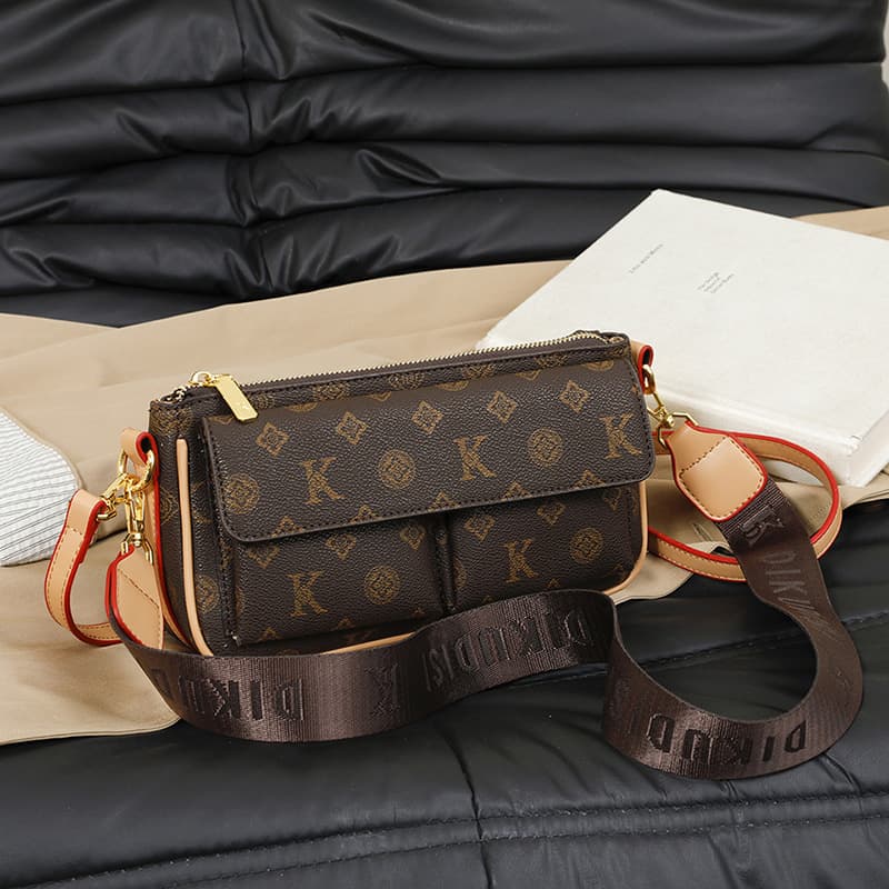 Premium Women's Bag 2026 New Style Shoulder Underarm Versatile Elegant Women's Monogram Color-Block Niche Retro Crossbody Bag