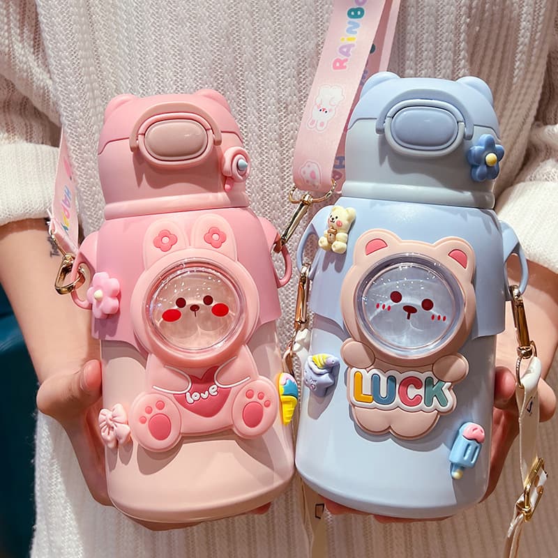 Cute and interesting children's thermos cup 316 stainless steel food grade water cup cartoon portable student and children's straw cup