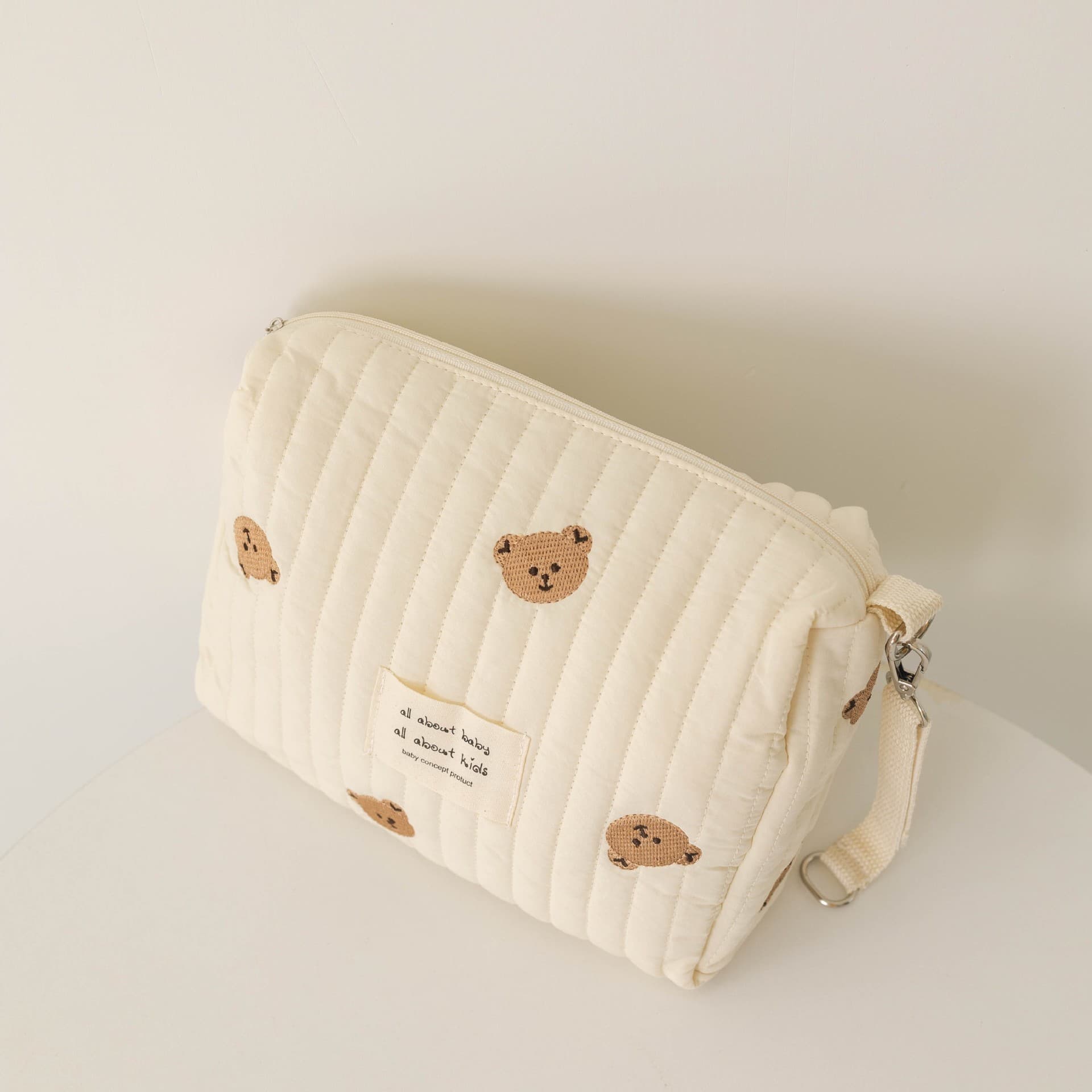 New zippered embroidered quilted diaper bag, stroller hanging bag, diaper bag, portable for travel