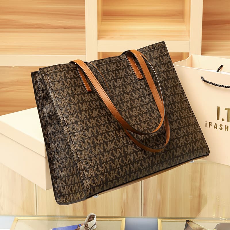 Large Tote Bag for Women, High Capacity 2025 New Trendy Fashion Premium Shoulder Bag, Niche Design Handbag
