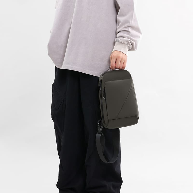 Shengxilu New Style Single Shoulder Bag for Travel, Simple and Fashionable Chest Bag, Large Capacity, High Appearance, Commuter Business Backpack