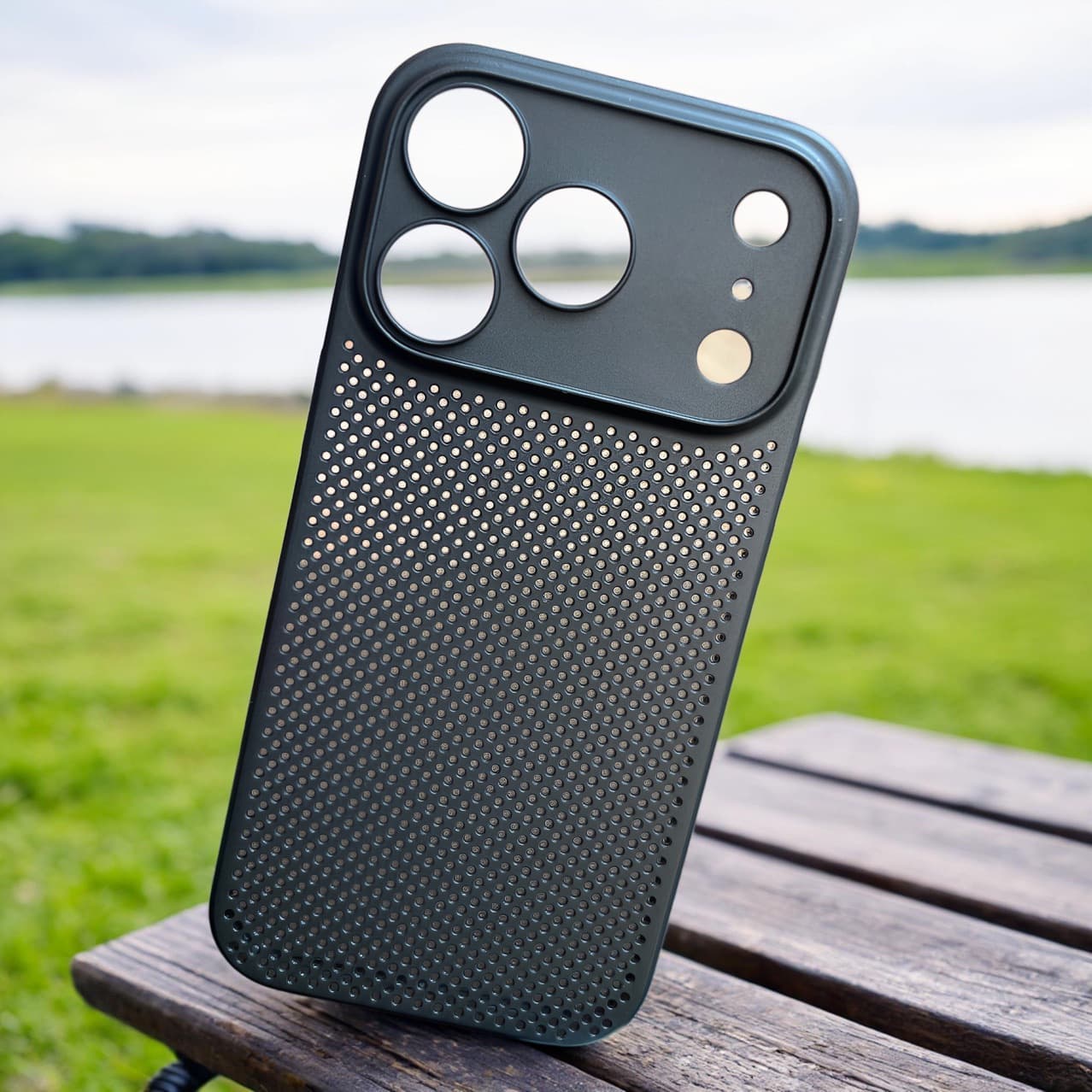 Summer New Model iPhone 17 Pro Max Ice-Cooling Phone Case, Anti-Fingerprint, Suitable for Apple 17E Soft PP Case