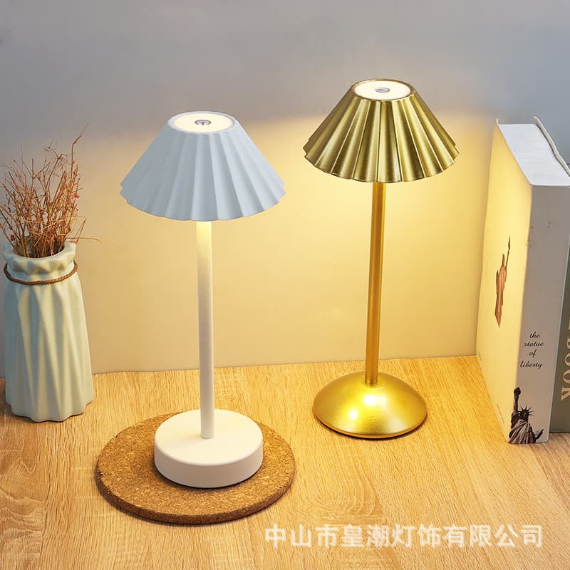 Cross-border New Chinese Style Desk Lamp, USB Camping Ambient Light for Bedroom, Eye-Caring LED Creative Gift Night Light for Bedside
