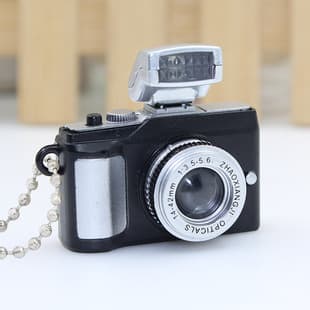 Daisy Mini Camera LED Light Sound Keychain Camera Necklace Pendant Creative Gift Key Ring