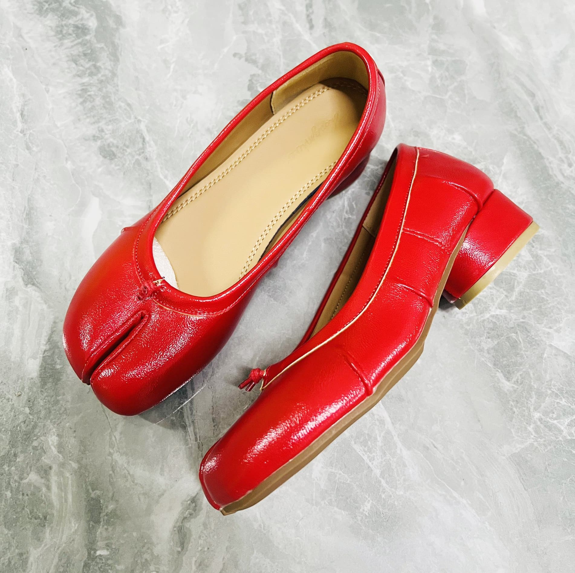 A888-7 Mary Jane Split-Toe Shoes for Women, New Model 26, Chunky Heel, Fashionable, Simple, Retro, Ruched Ballet Flats