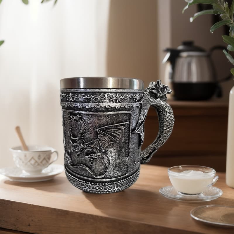 Knight stainless steel goblet, retro beer mug, whiskey mug, creative embossed resin decoration, personalized mug