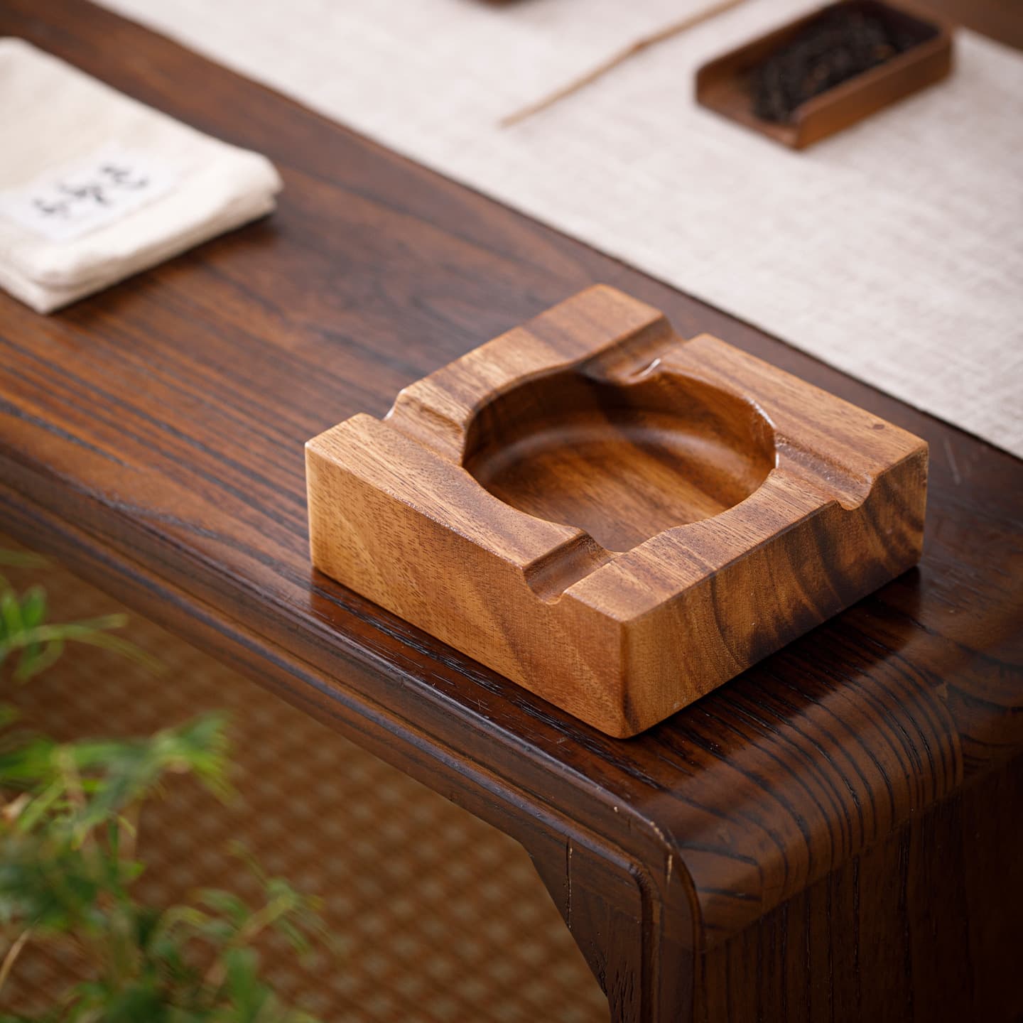 Walnut Wood Solid Wood Cigar Ashtray, Vintage, Living Room, Home, Tea Table, Tea Room, Hotel, Anti-Fall, Large Groove Ashtray