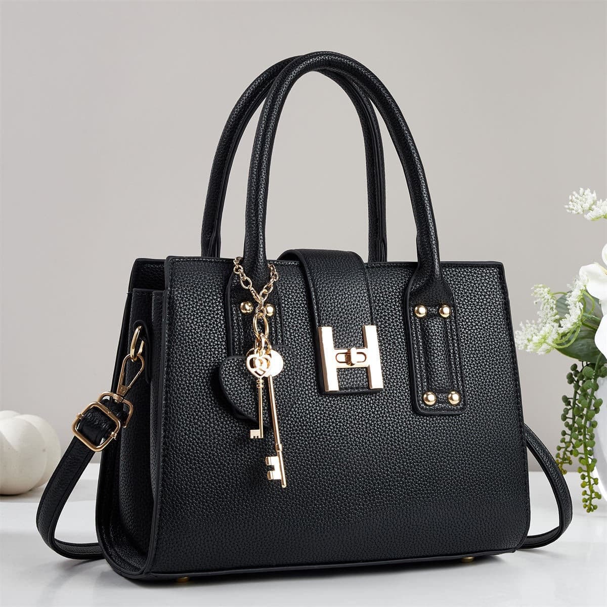 Popular Classic Lychee Pattern Handbag, Lychee Pattern Simple Lock Design, Stylish Small Keychain Accessory