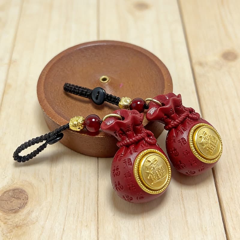 Cinnabar lucky bag to attract wealth and fortune, turn key chain, lucky charm, fortune bag, rotatable car key chain