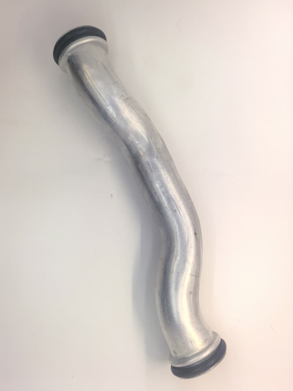 Water pump hose for Buick New Regal, New LaCrosse 2.4, part numbers 90537356, 12592401.